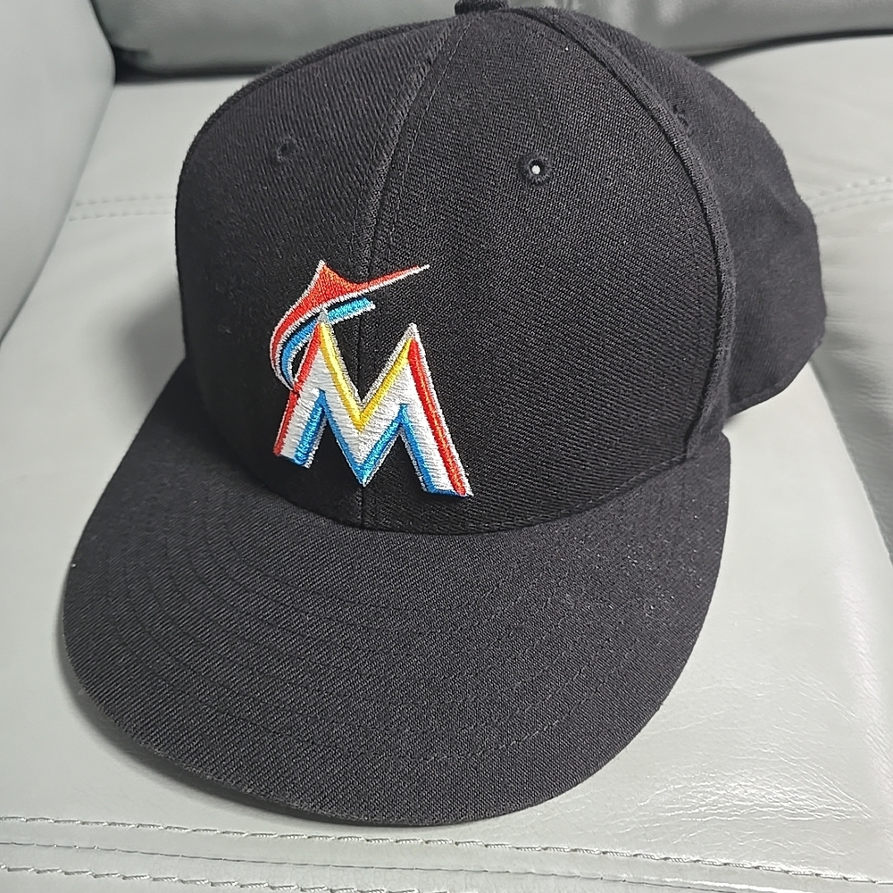 Miami‎ Marlins Hat 47 Brand Franchise Adjustable Hat Cap MLB Genuine Excellent